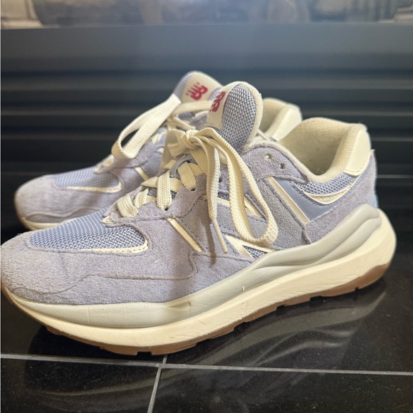 New Balance 5740 Sneakers - Picture 5 of 10